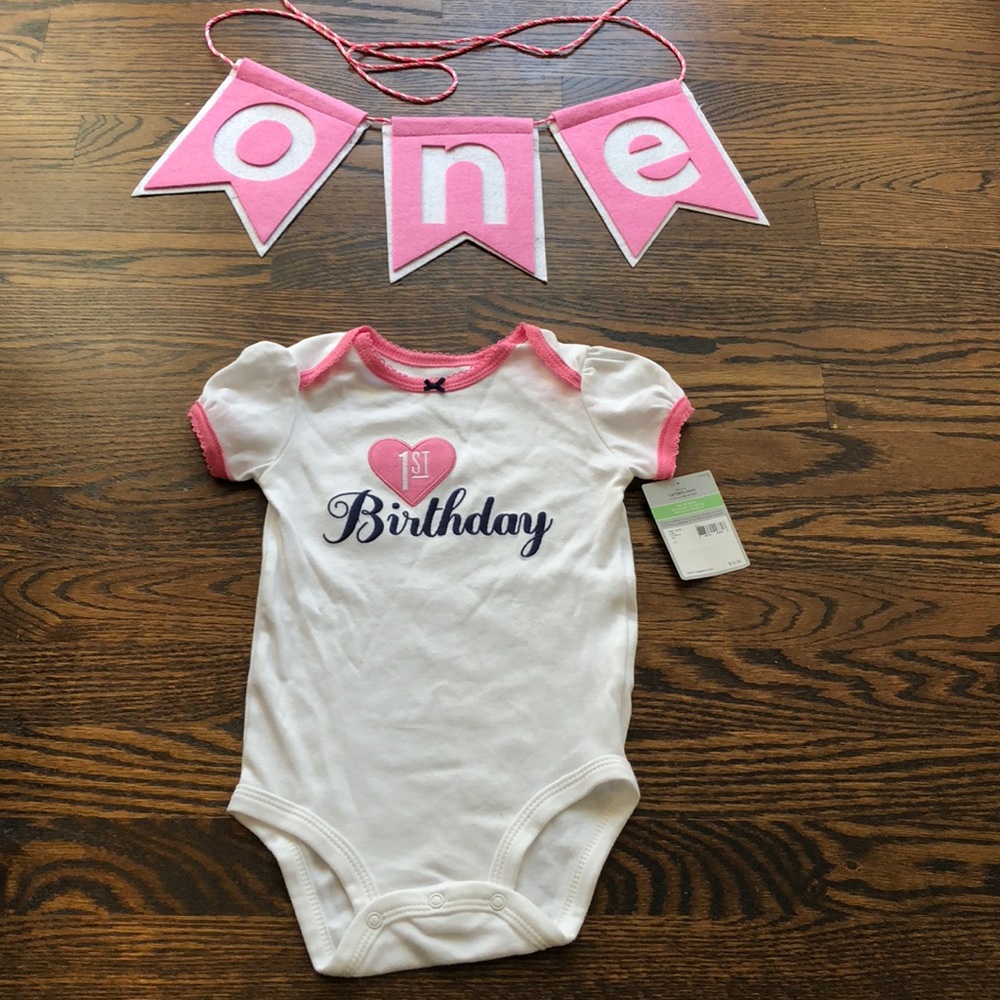 First birthday onesie and banner